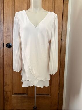 Laurie Felt Ivory Woven Reversible Pleated Sleeve Blouse Medium